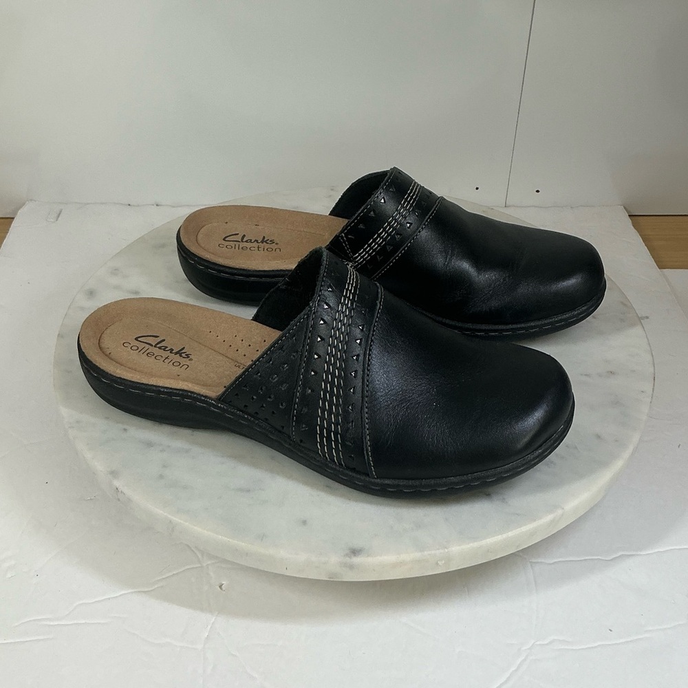 Clarks Women's Size 8.5 Black Leather Mule Slip On Shoe - Picture 13 of 14
